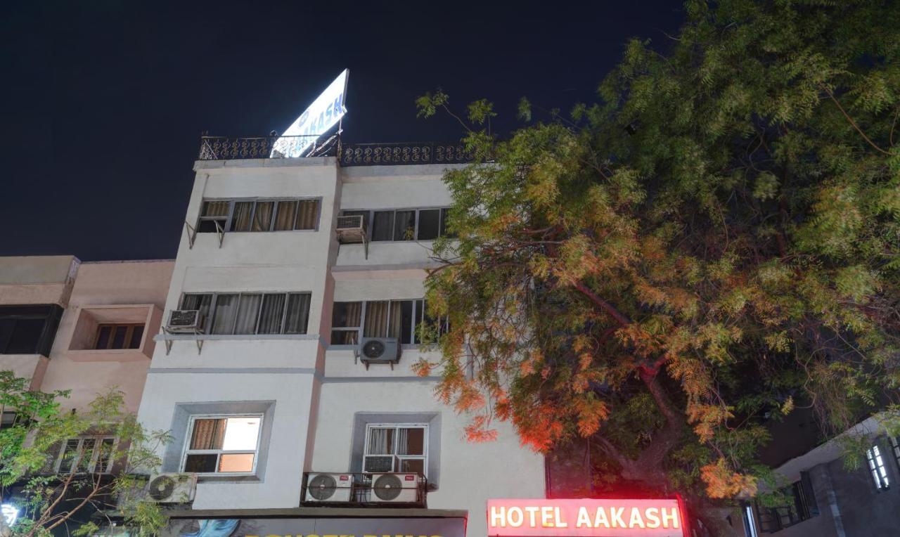 Itsy Hotels Aakash,100 Mts From Sardar Patel Stadium Ahmadábád Kültér fotó